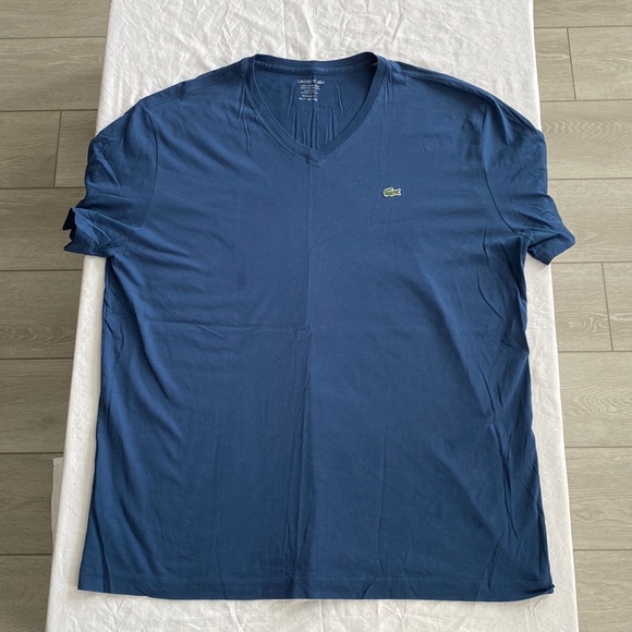 Lacoste Short Sleeved V-neck XXL (Size 7) - Picture 1 of 5